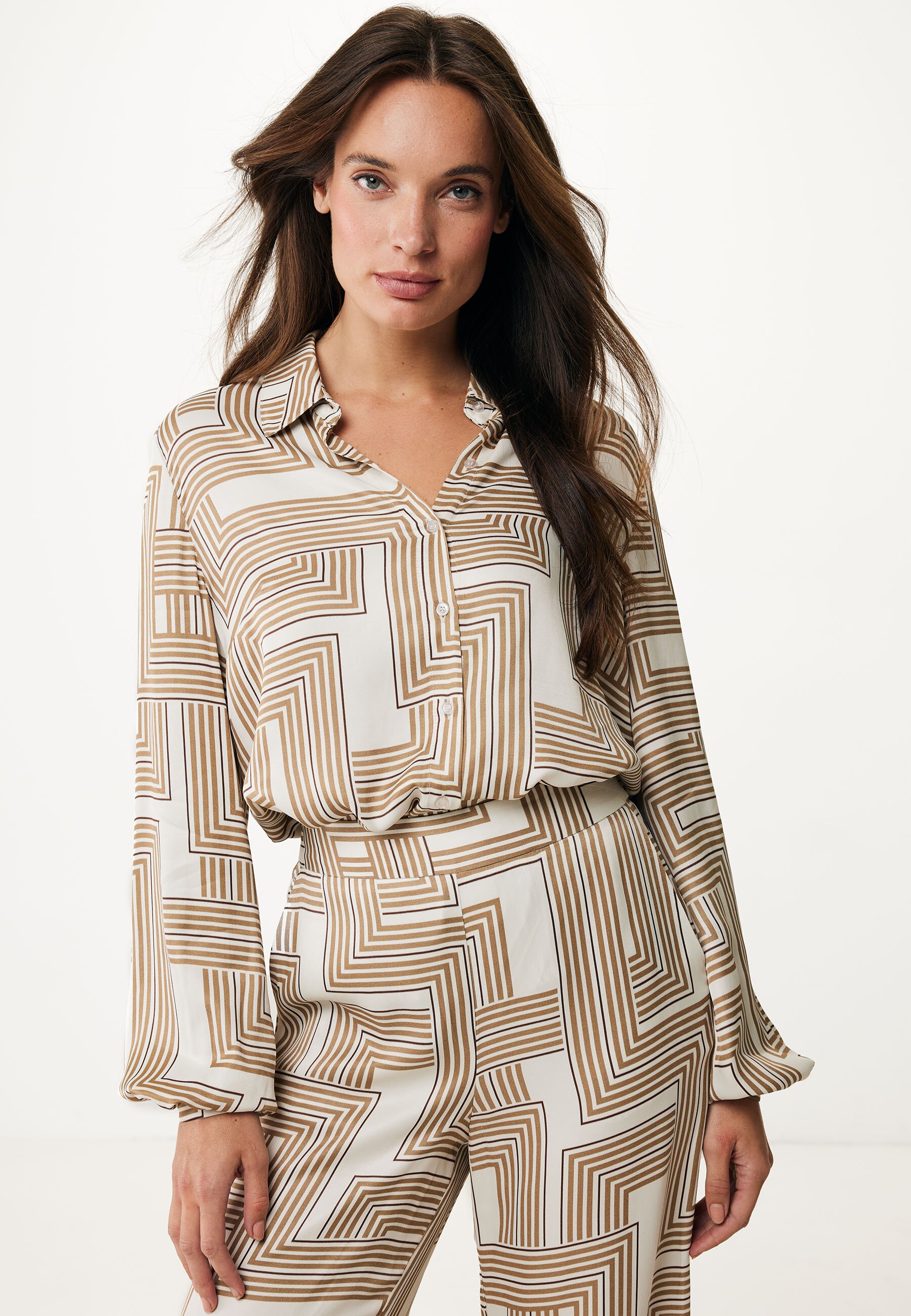 Graphic Blouse Beige