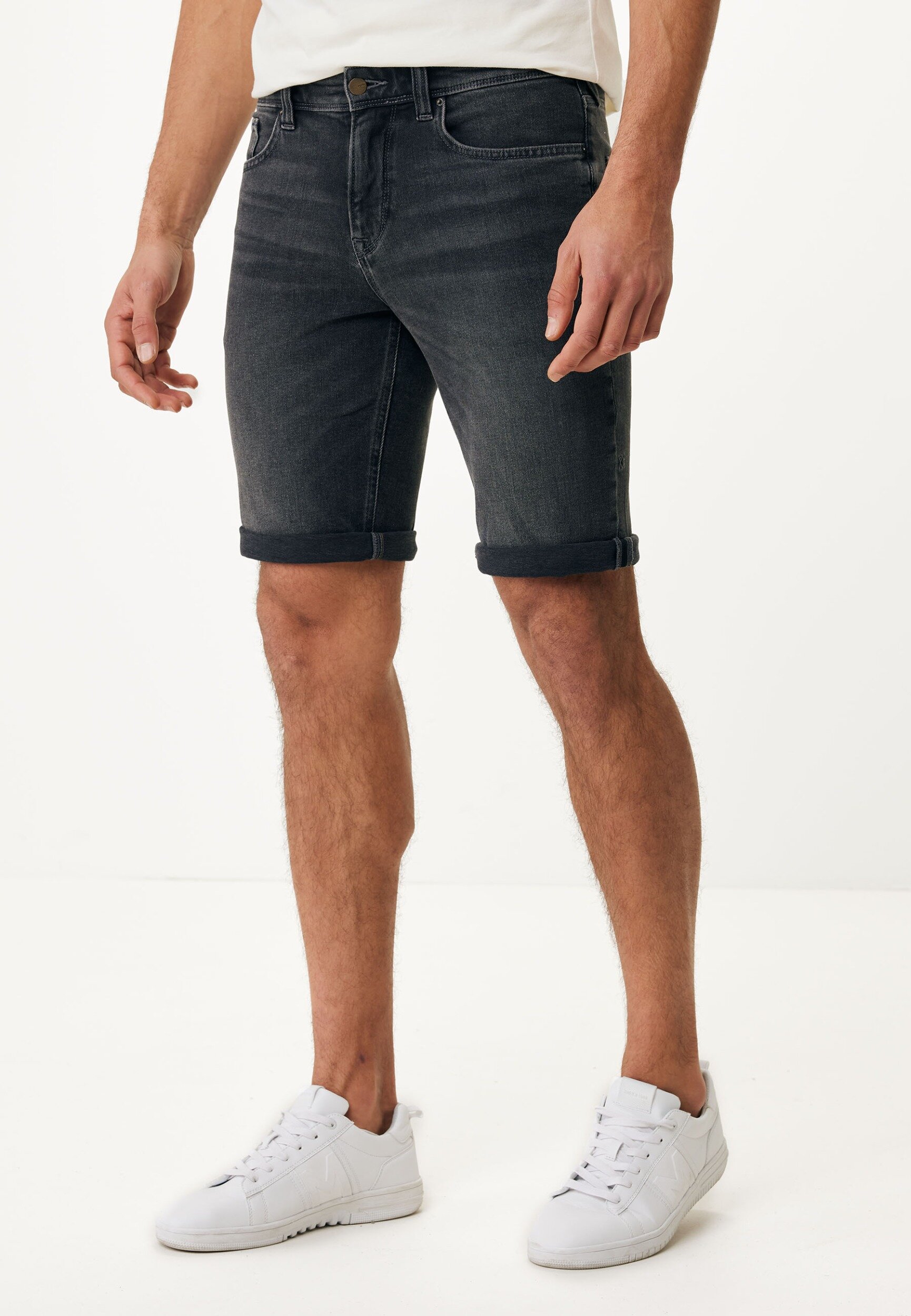 Mexx STEVE SHORT Mid Waist/ Regular Leg Short Jeans Mannen - Zwart - Maat M