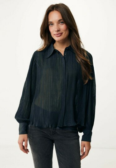 Blouse Pleated Deep Black